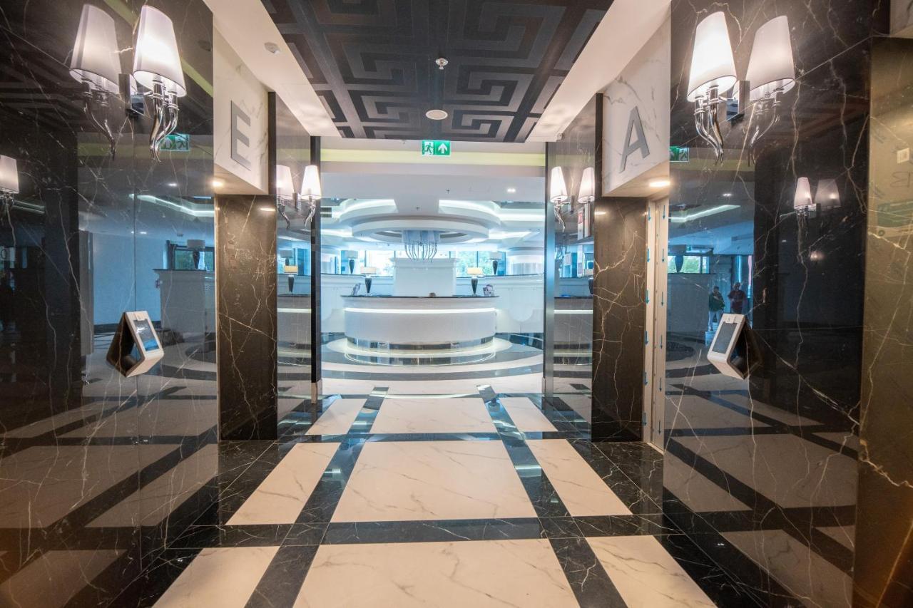 Hanza Tower Luxury شتشيتسين المظهر الخارجي الصورة